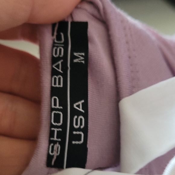 Shop Basic lavender Heart Applique Tanksize M - Picture 4 of 6